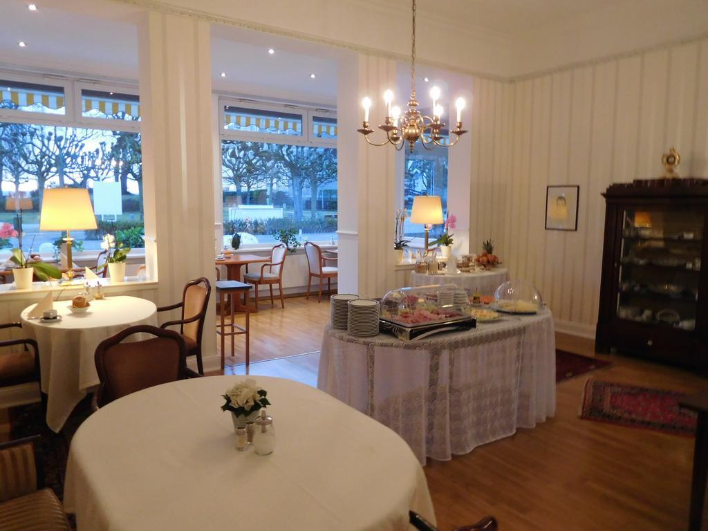 Hotel Sonnenklause Любек Экстерьер фото